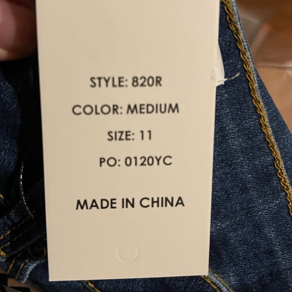 Encore Mid Rise Stretchy Jeans - Picture 4 of 4